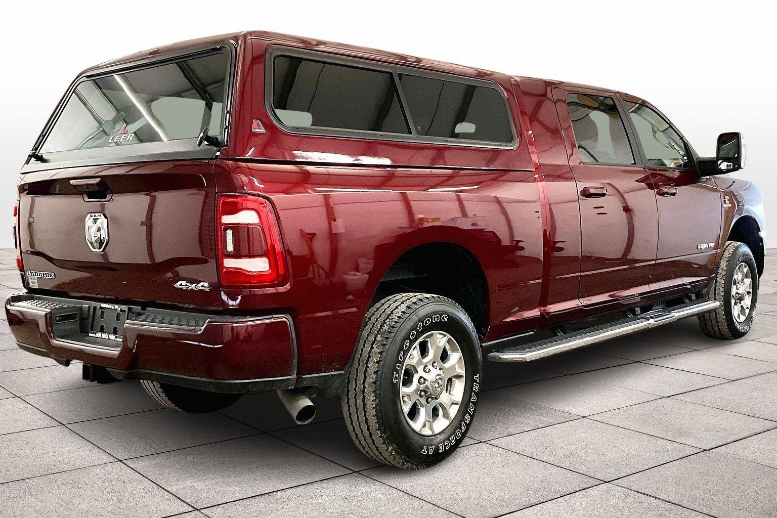 Used 2024 RAM 3500 Laramie image 11