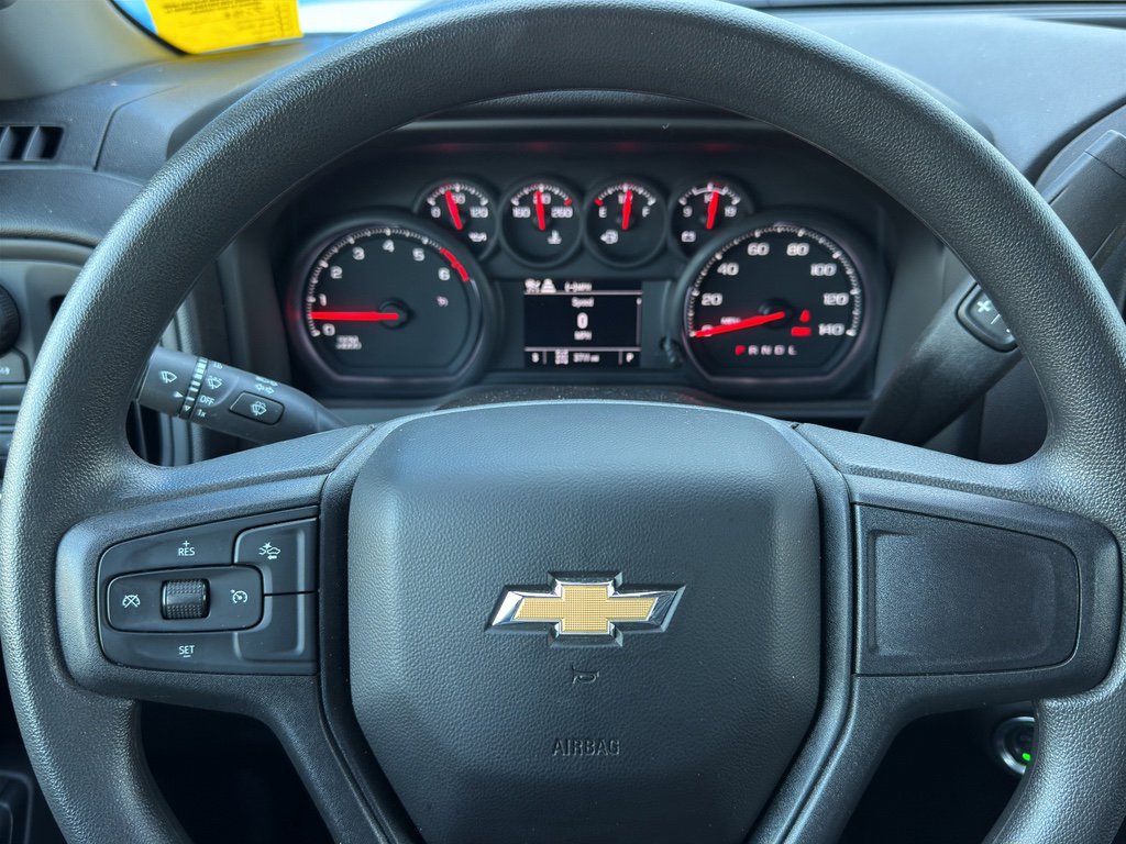 Used 2025 Chevrolet Silverado 2500 W/T w/ WT/CX Safety Package AWD/4WD image 25