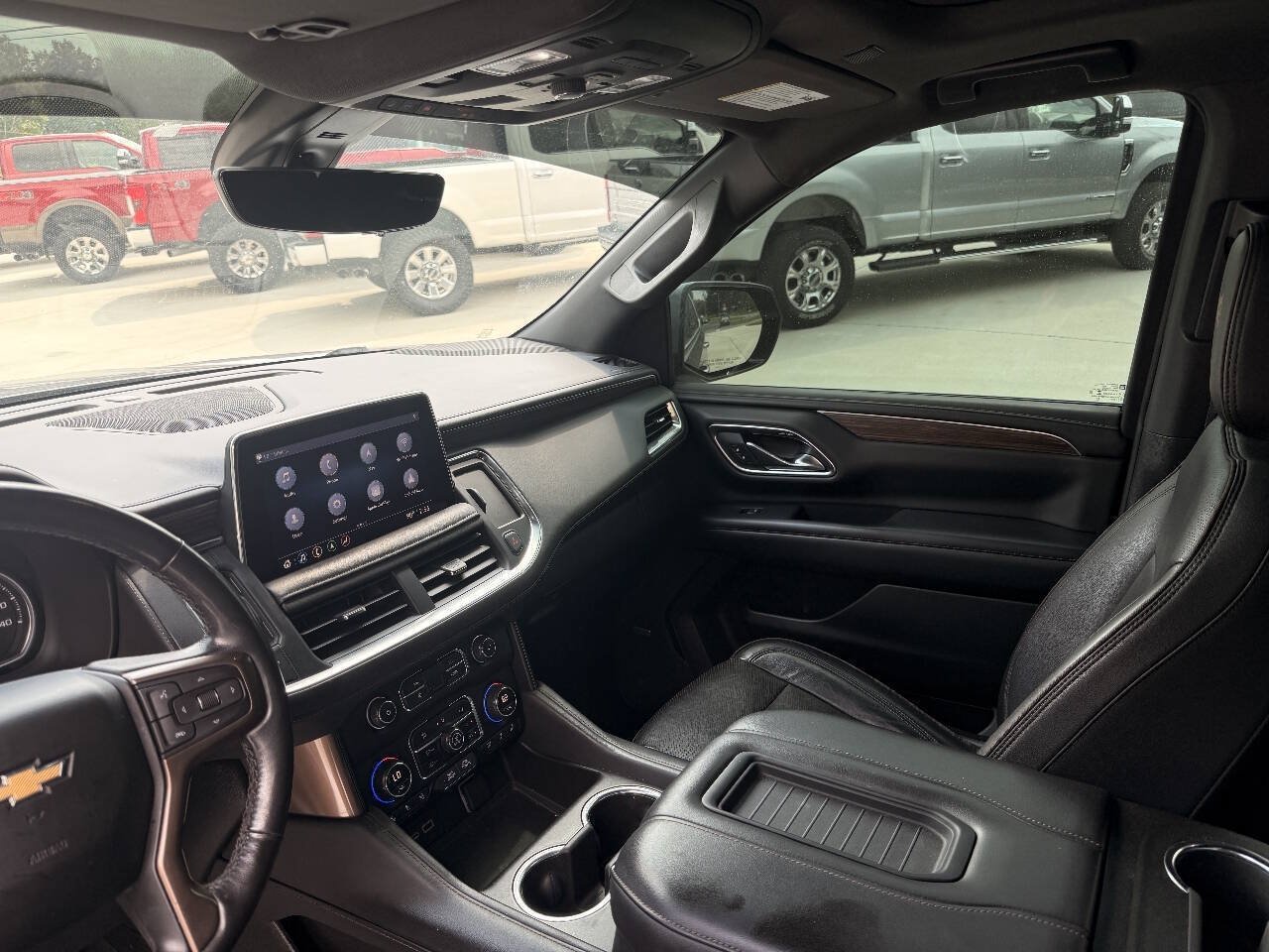 Used 2021 Chevrolet Tahoe High Country w/ Premium Package AWD/4WD image 11