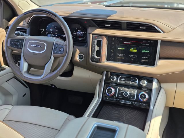 Used 2024 GMC Yukon XL Denali w/ Advanced Technology Package AWD/4WD image 40