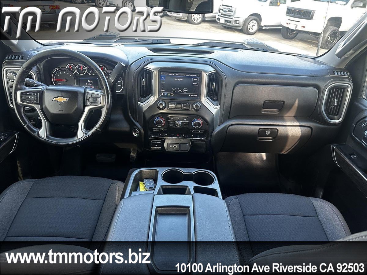 Used 2022 Chevrolet Silverado 2500 LT w/ Convenience Package image 7