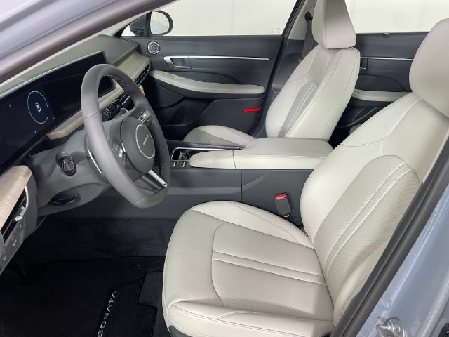New 2026 Hyundai Sonata Limited FWD image 2