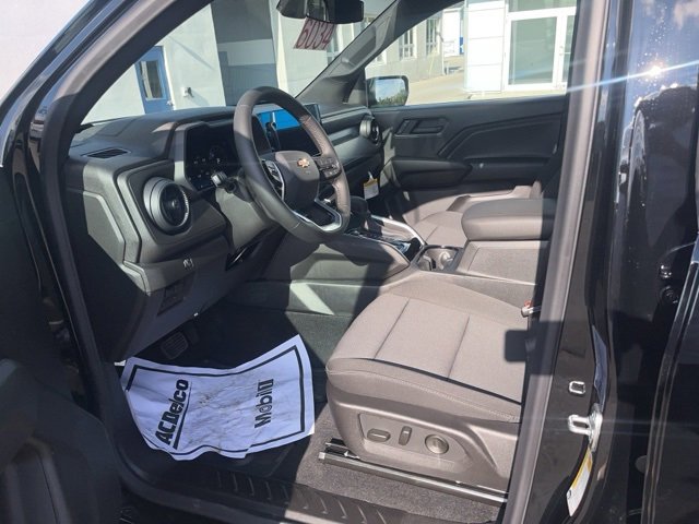 New 2026 Chevrolet Colorado W/T w/ WT Custom Package image 16