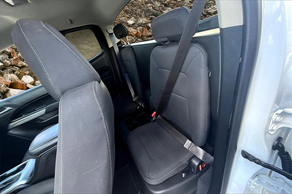 Used 2022 Chevrolet Colorado LT w/ Safety Package image 22