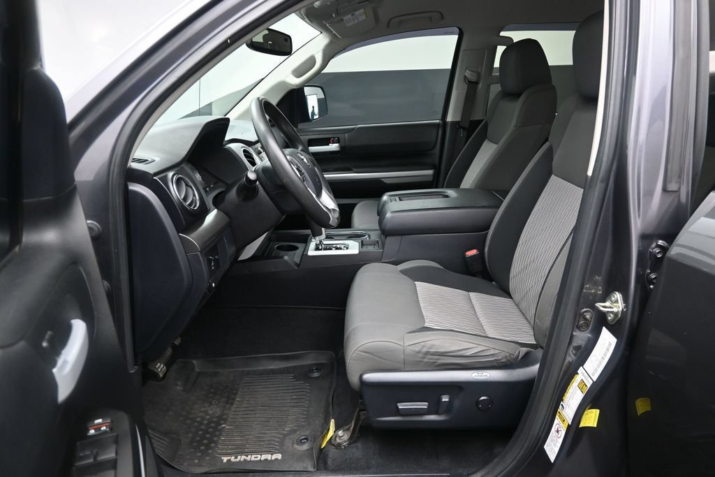 Used 2017 Toyota Tundra SR5 w/ TRD Off Road Package AWD/4WD image 18