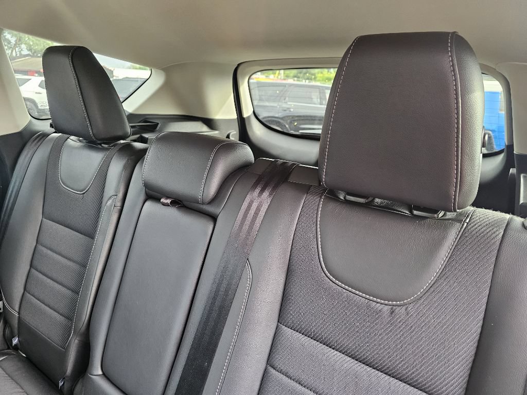 Used 2016 Ford Escape SE w/ SE Chrome Package AWD/4WD image 31