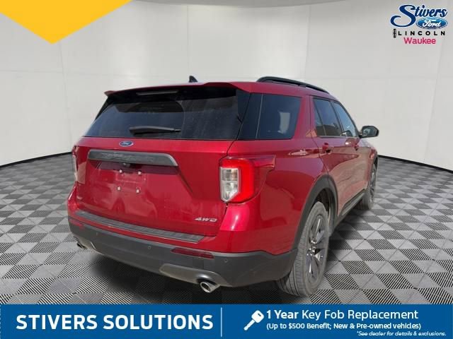 Certified 2024 Ford Explorer XLT w/ Equipment Group 202A image 5