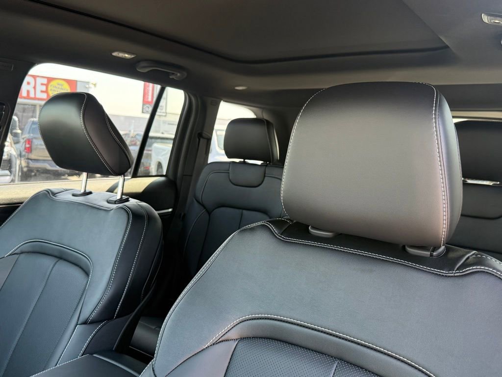 New 2026 Jeep Grand Cherokee Limited Reserve image 21