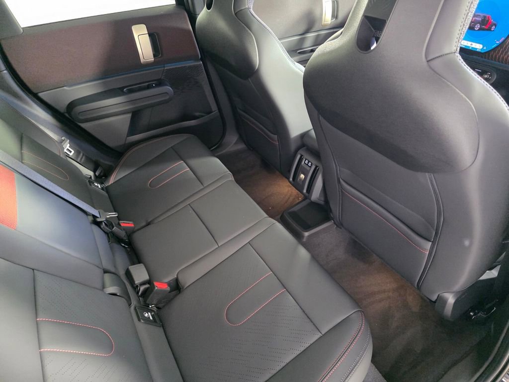Used 2025 MINI Cooper Countryman John Cooper Works w/ Comfort Package Max image 28