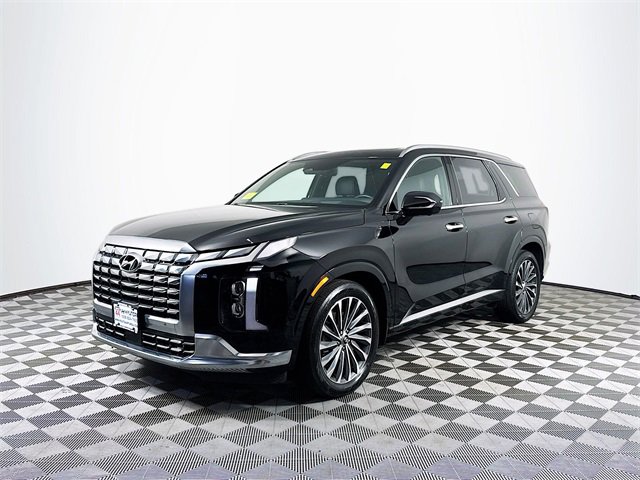 Used 2023 Hyundai Palisade Calligraphy w/ Cargo Package image 2