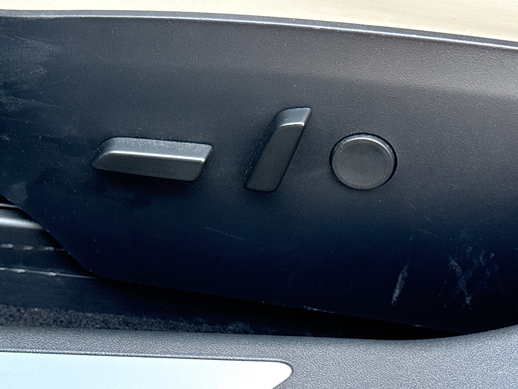 Used 2021 Tesla Model S Performance image 23