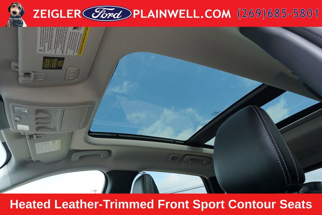 Used 2023 Ford Escape Platinum w/ Premium Technology Package AWD/4WD image 18