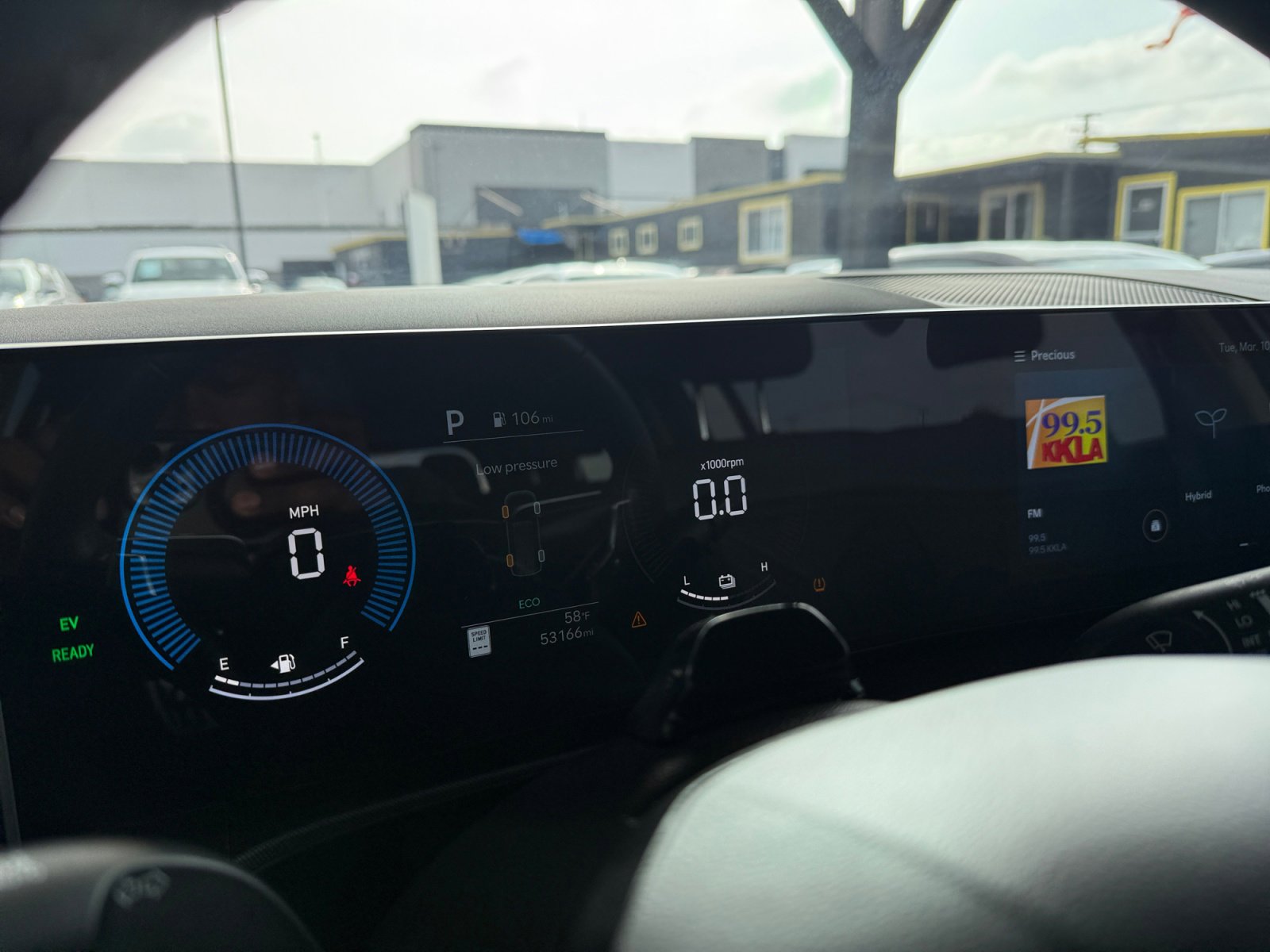 Used 2025 Hyundai Santa Fe SEL image 18