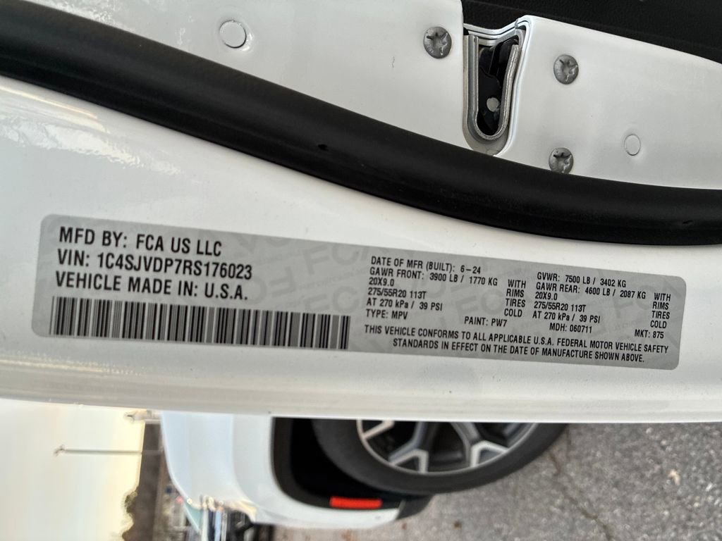 Used 2024 Jeep Wagoneer Series III image 30