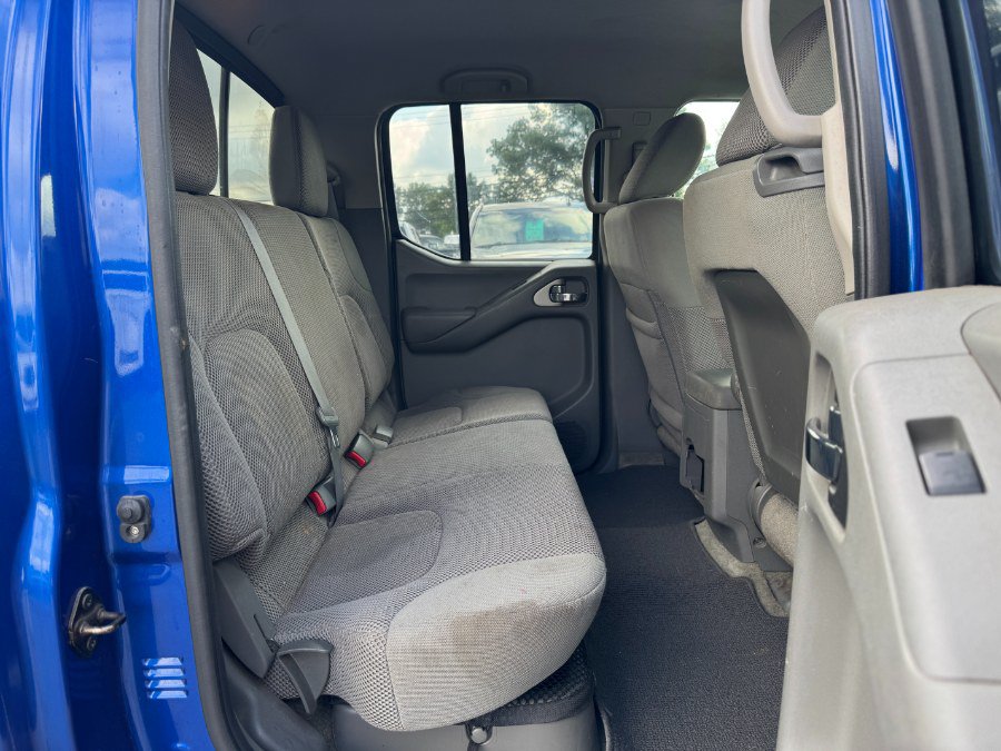 Used 2014 Nissan Frontier 4x4 Crew Cab image 17