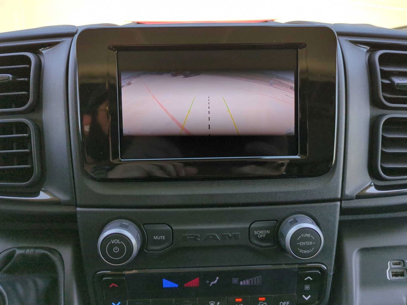 New 2025 RAM ProMaster 2500 w/ Power Group image 20