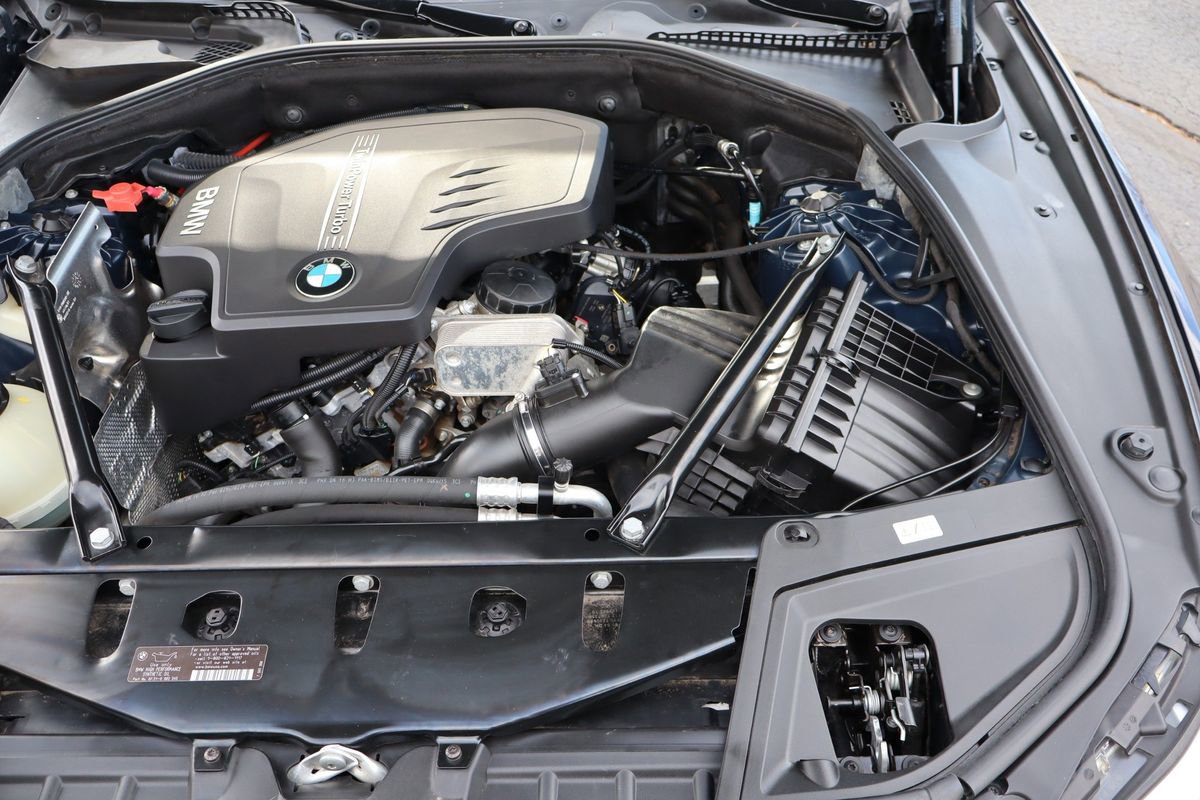 Used 2015 BMW 528i xDrive Sedan image 41