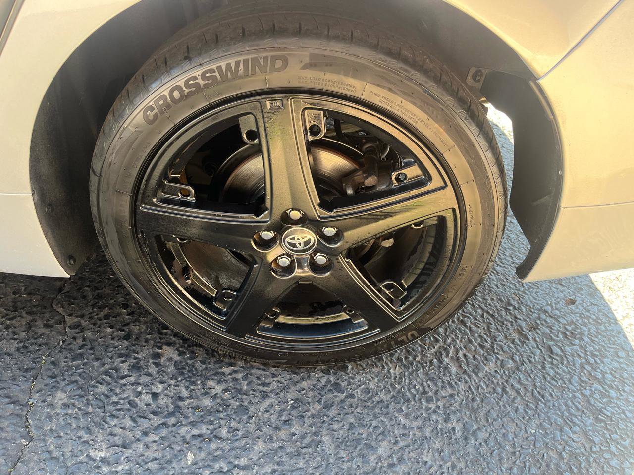 Used 2017 Toyota Prius Four Touring FWD image 15