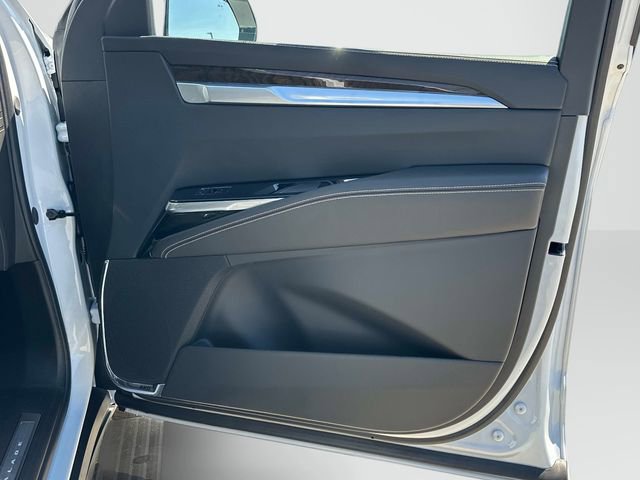 Used 2026 Cadillac Escalade ESV Platinum Luxury w/ LPO, Floor Liner Package AWD/4WD image 22