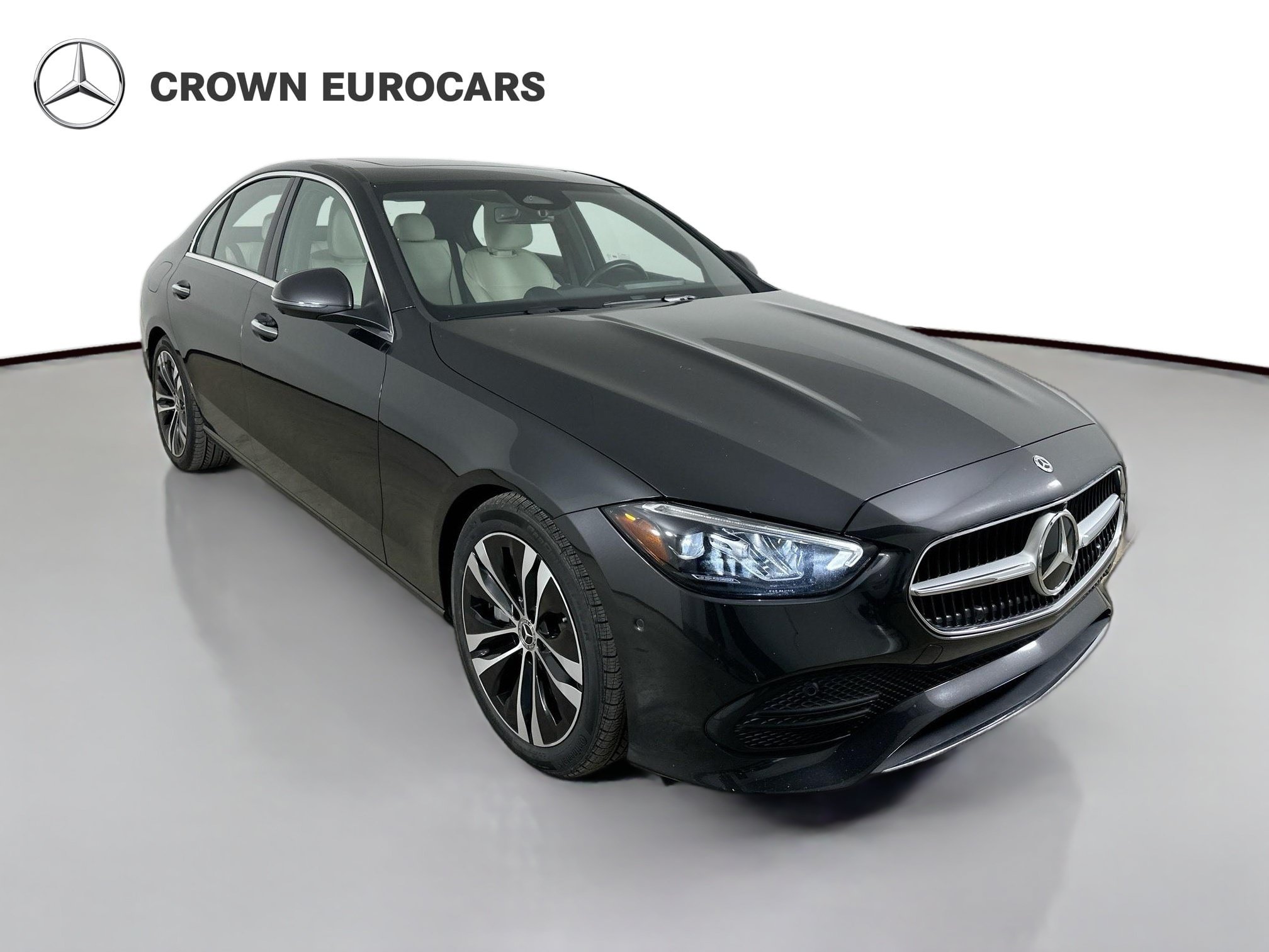 Used 2022 Mercedes-Benz C 300 4MATIC Sedan image 3