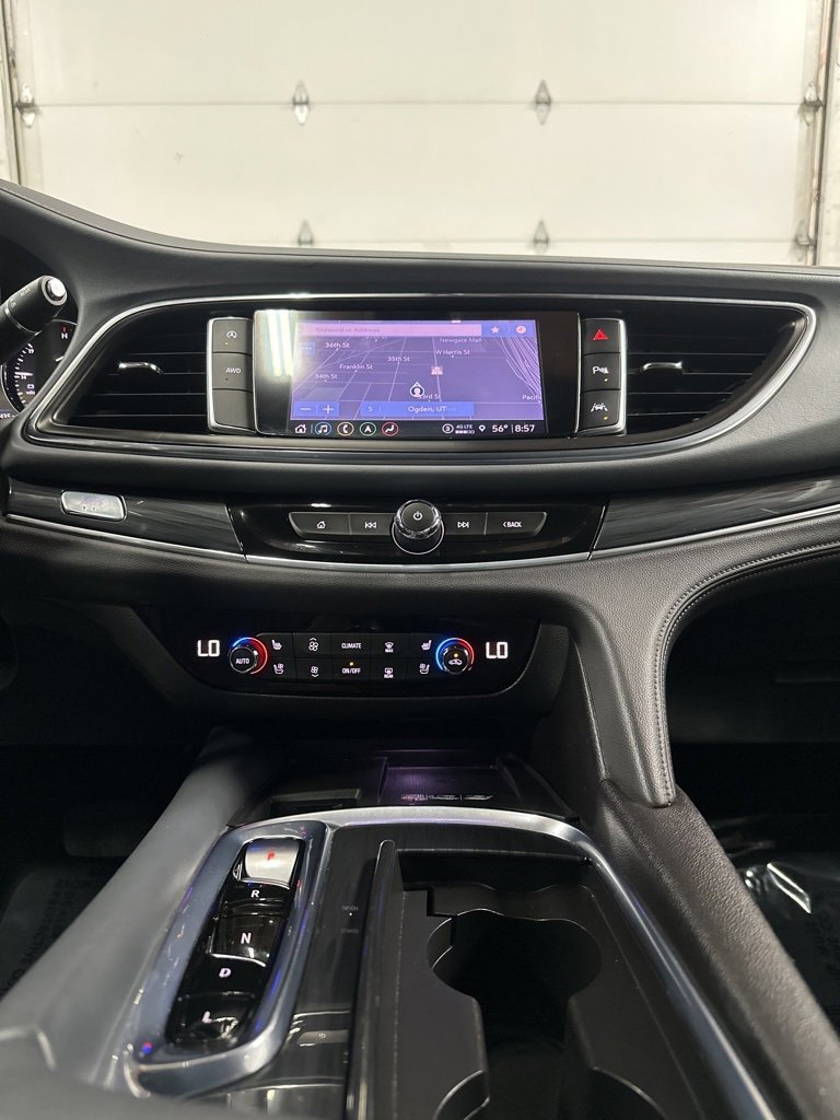 Used 2022 Buick Enclave Premium image 23