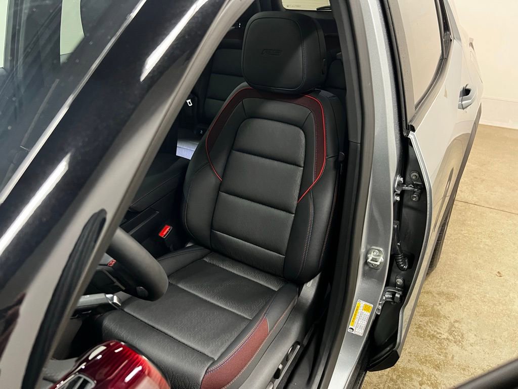 New 2026 Chevrolet Equinox RS w/ Convenience Package III image 31