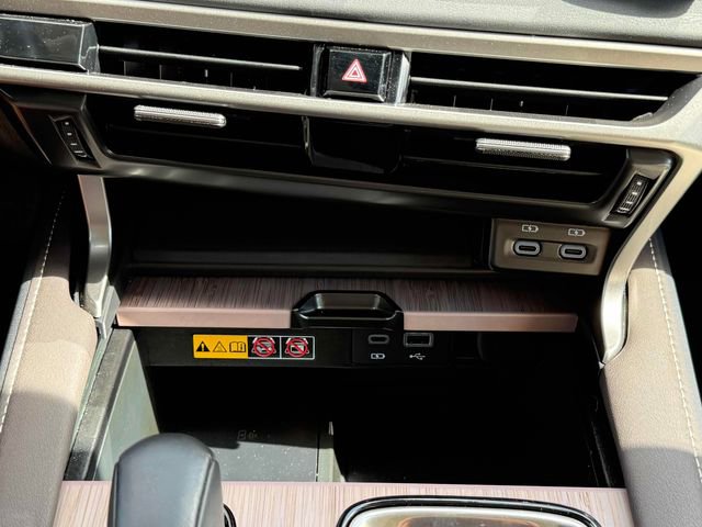 Used 2024 Lexus RX 350h w/ Accessory Package (Z1) image 8