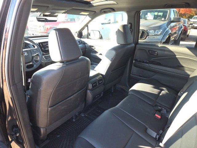 Used 2025 Honda Passport EX-L image 19