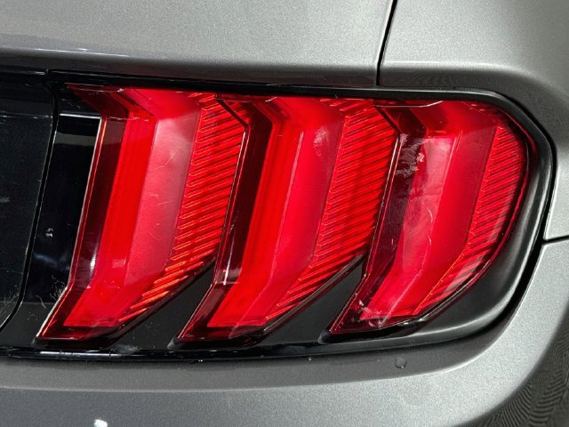 Used 2022 Ford Mustang Premium RWD image 29