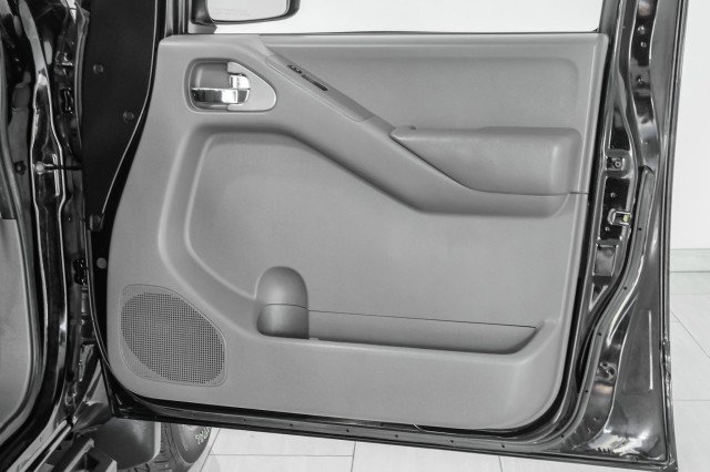 Used 2008 Nissan Frontier SE w/ SE Value Truck Pkg image 38