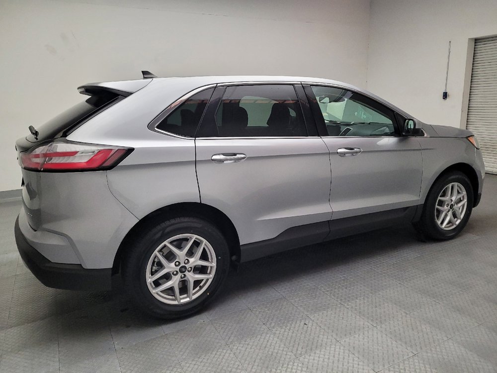 Used 2024 Ford Edge SEL image 10