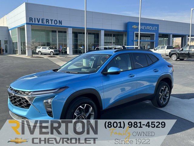 Certified 2025 Chevrolet Trax LT w/ Driver Confidence Package