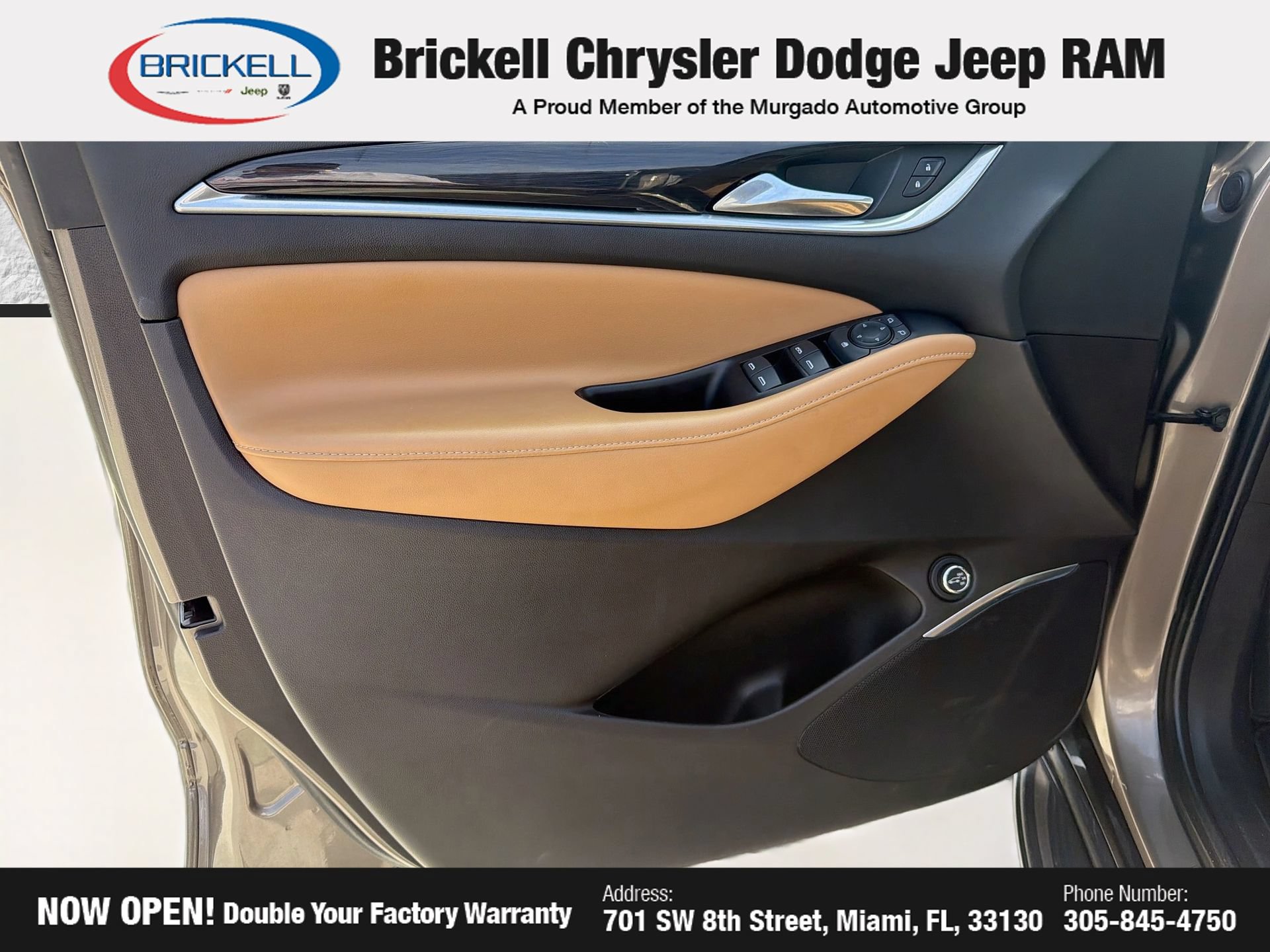 Used 2020 Buick Enclave Essence w/ LPO, Hit The Road Package FWD image 23
