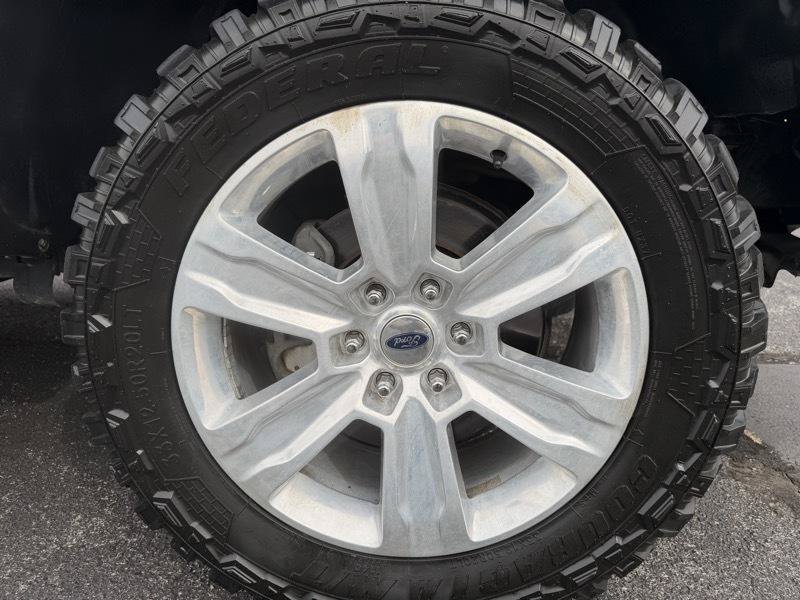 Used 2011 Ford F150 XLT w/ XLT Chrome Pkg AWD/4WD image 18