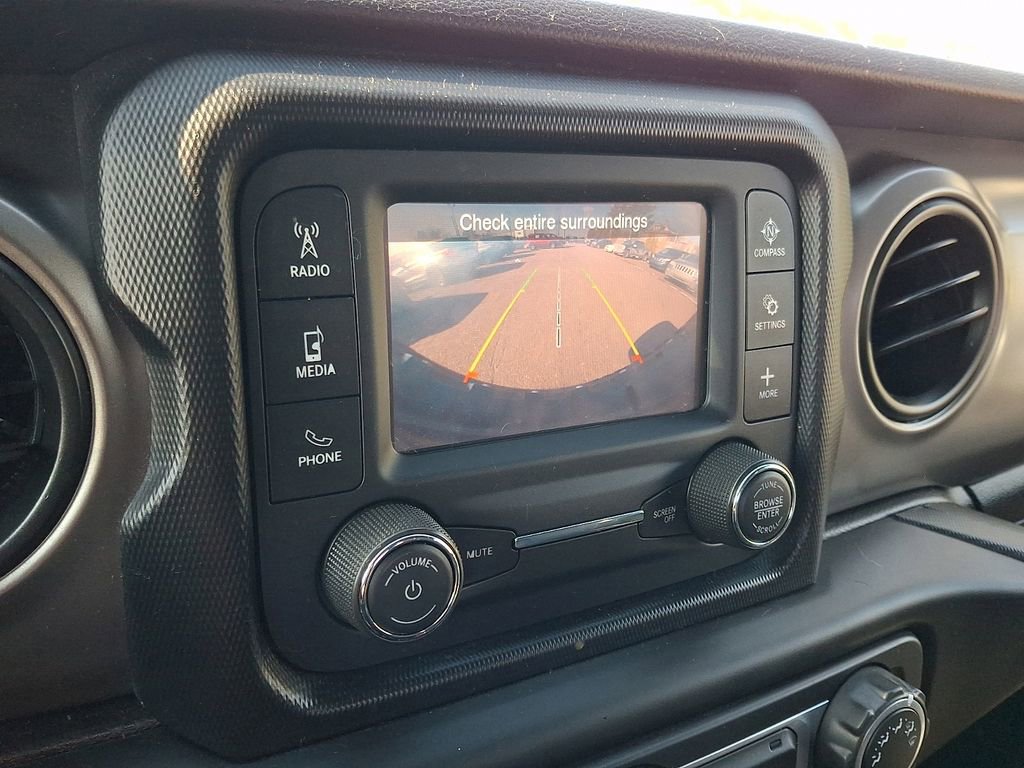 Used 2021 Jeep Wrangler Sport image 17