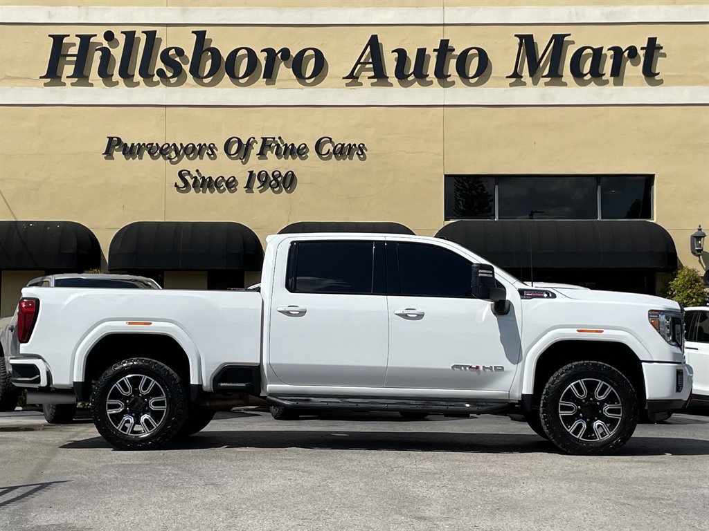 Used 2020 GMC Sierra 2500 AT4 w/ AT4 Premium Package image 4