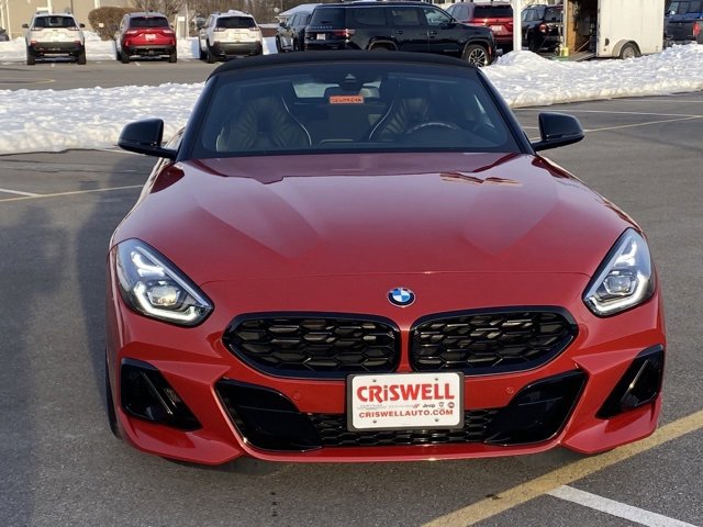 Used 2024 BMW Z4 M40i w/ Premium Package image 9