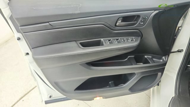 Used 2023 Honda Odyssey Sport image 40
