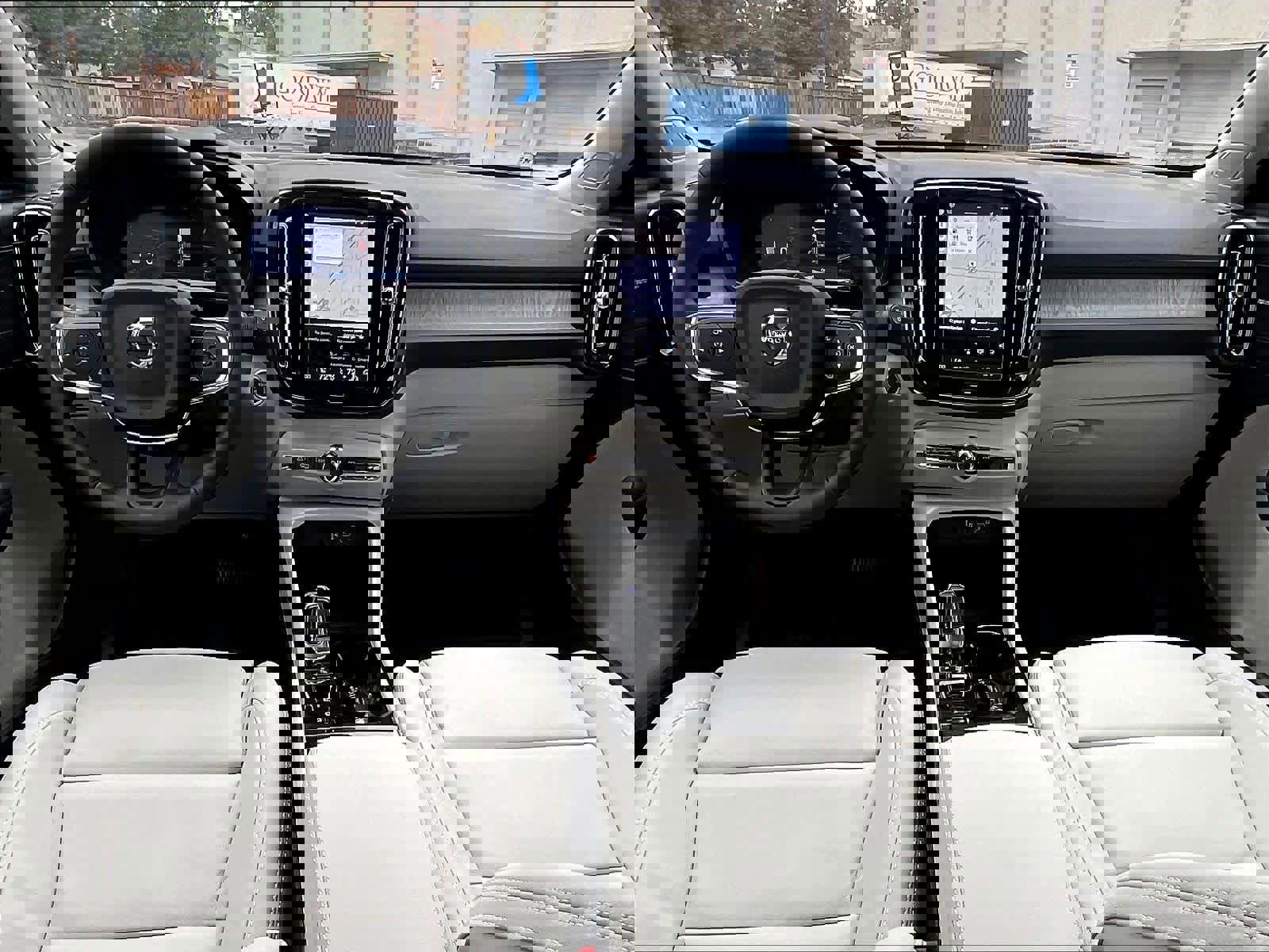 New 2026 Volvo XC40 B4 Plus w/ Climate Package image 7