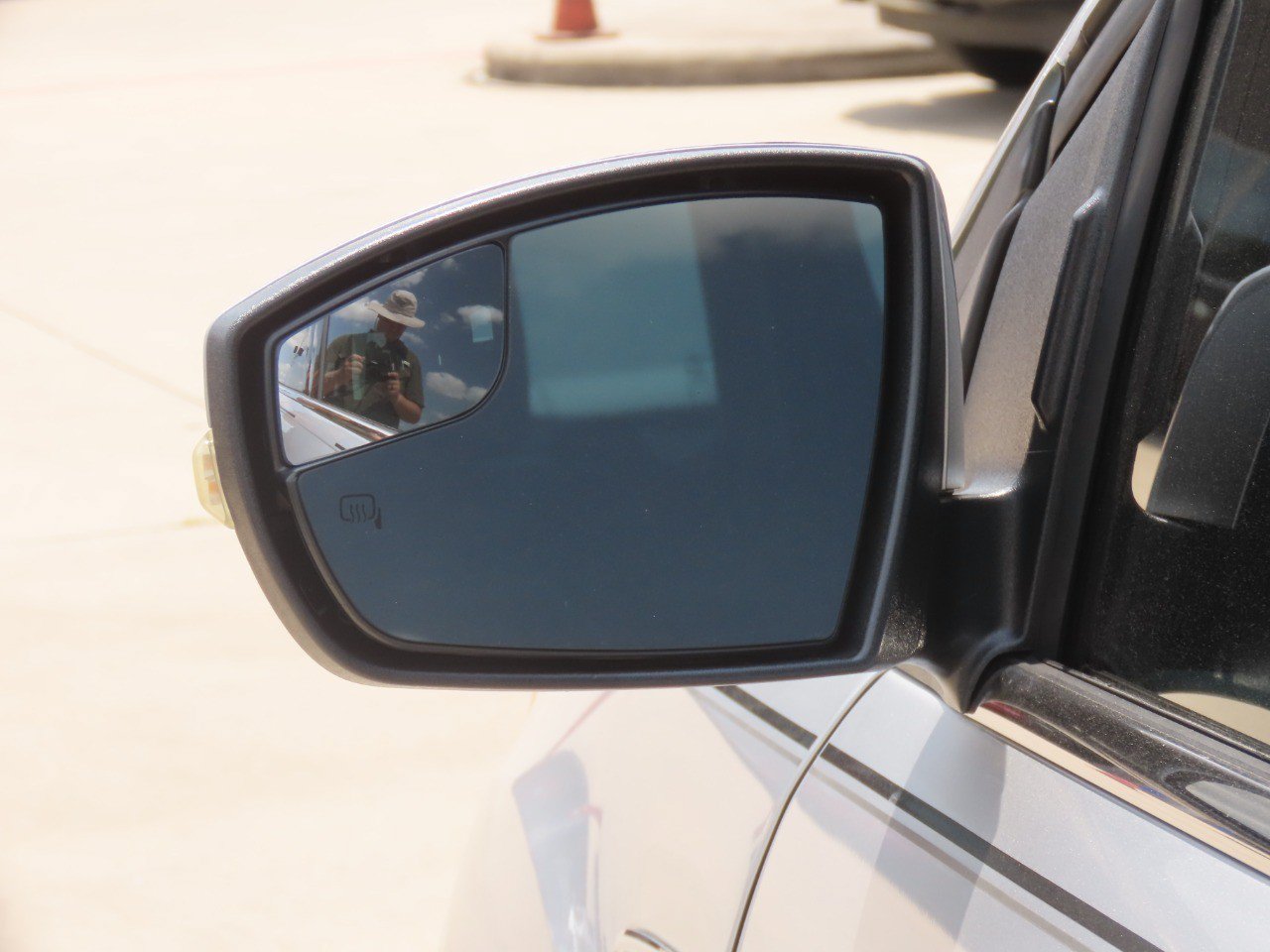 Used 2016 Ford Escape Titanium FWD image 19