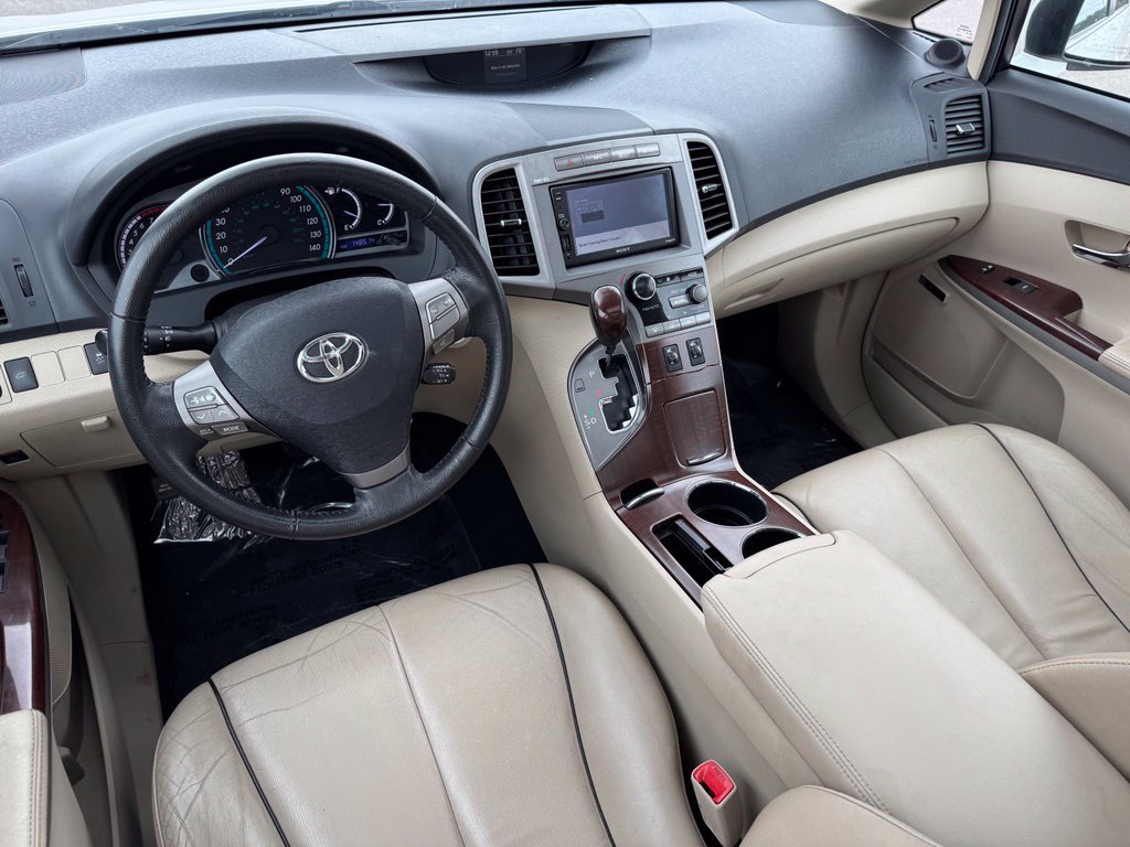 Used 2011 Toyota Venza AWD w/ Premium Pkg #2 image 13