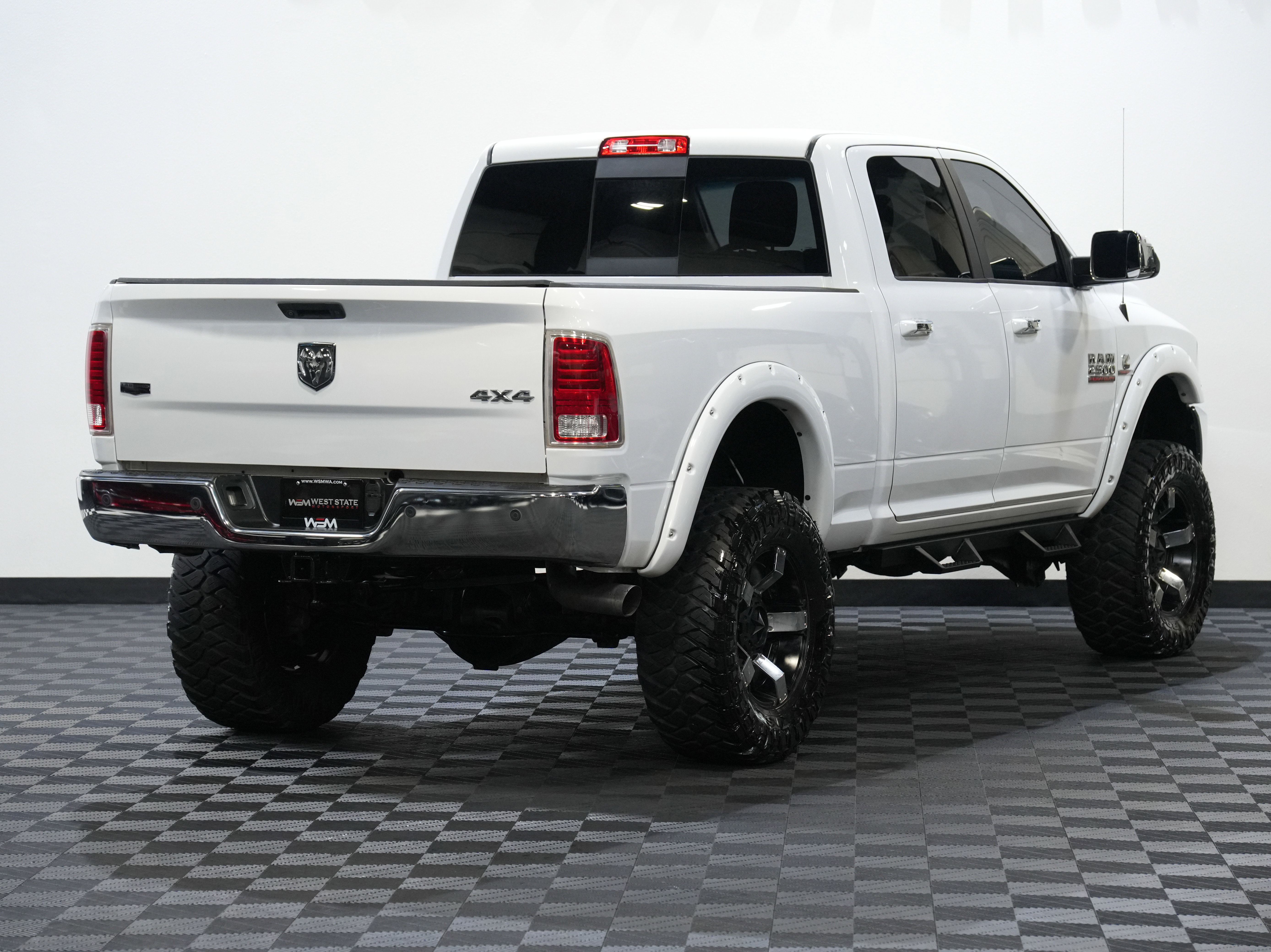 Used 2015 RAM 2500 Laramie w/ Convenience Group image 6