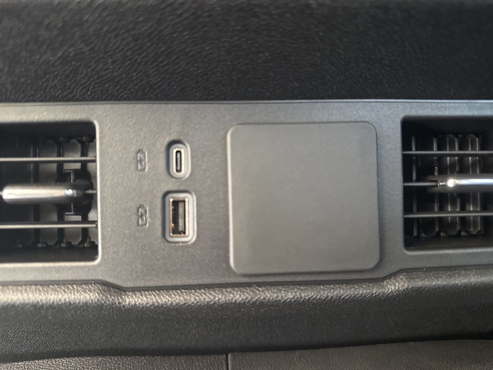 New 2026 Chevrolet Silverado 1500 Custom Trail Boss w/ LPO, Dark Essentials Package image 14