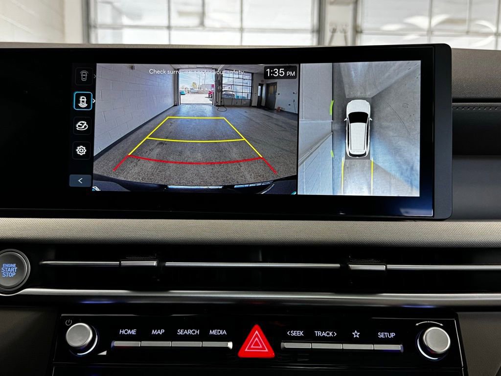 Used 2025 Hyundai Tucson Limited image 18