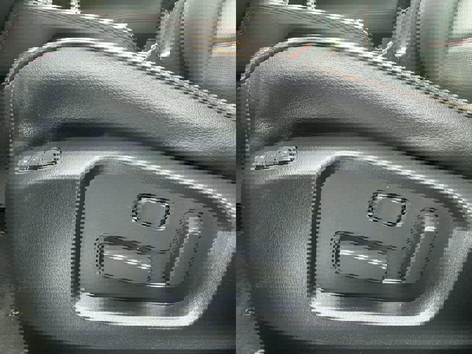 Used 2024 MAZDA CX-5 Carbon Edition image 25