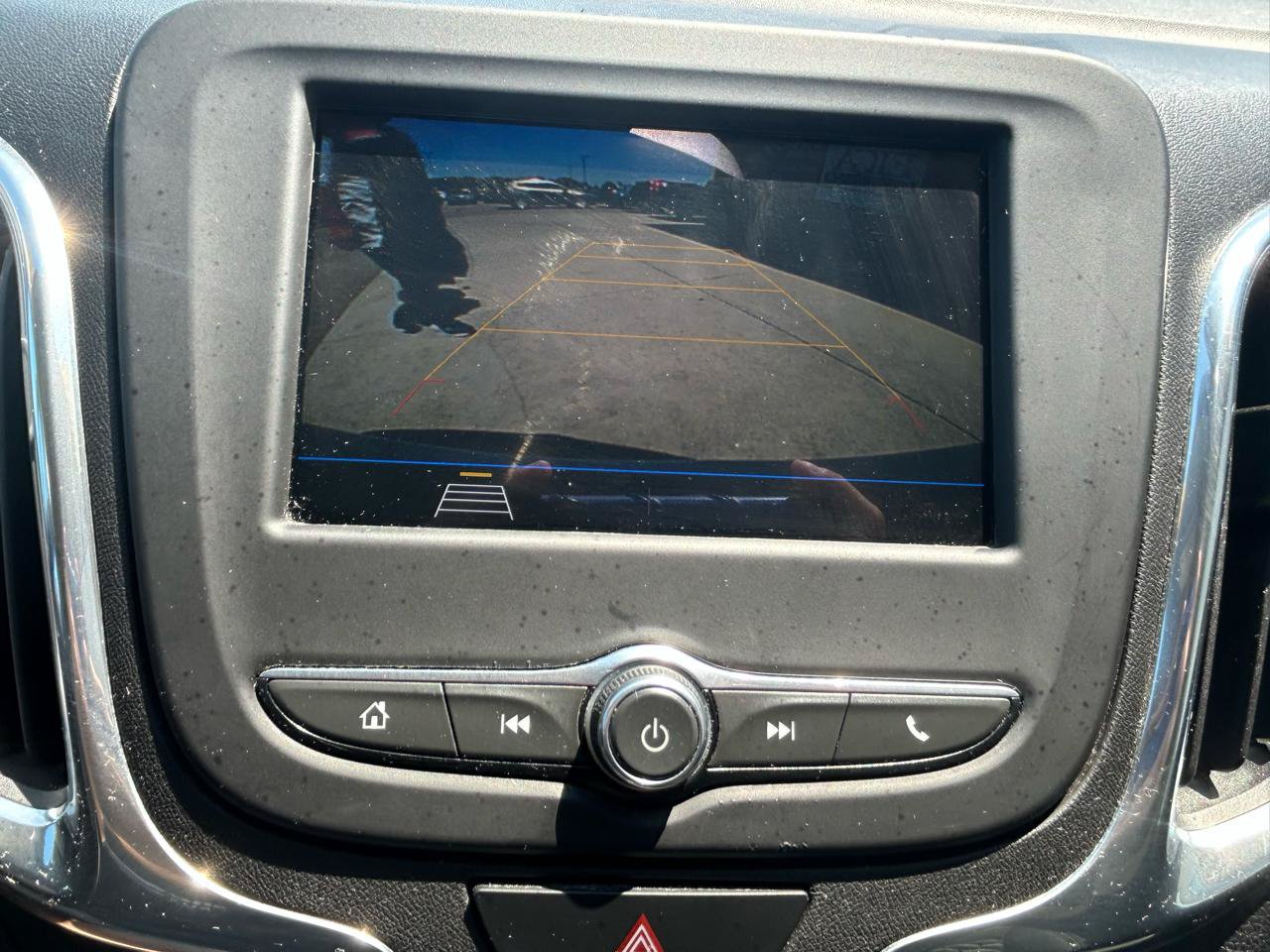 Used 2019 Chevrolet Equinox LT w/ Driver Convenience Package FWD image 23