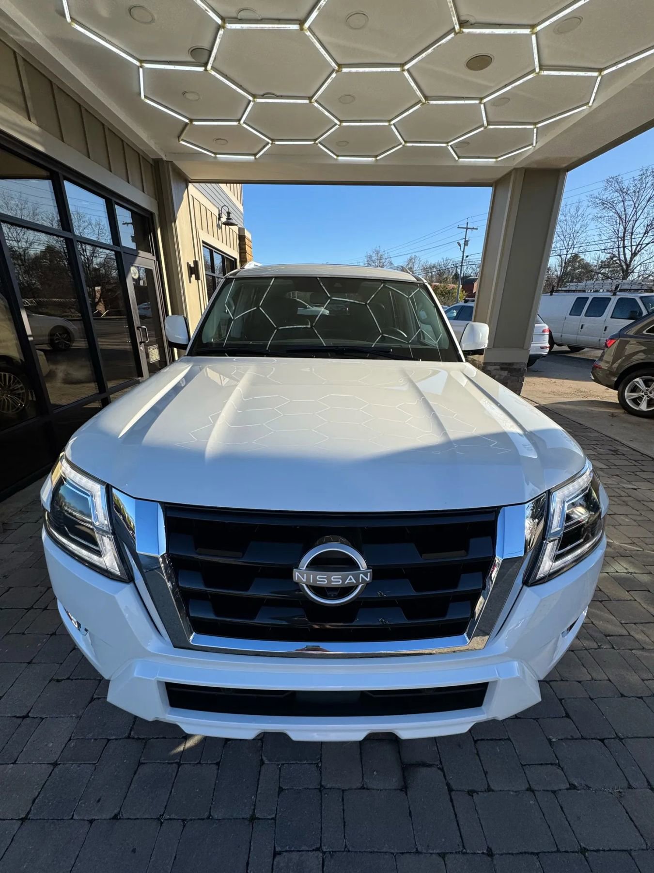 Used 2024 Nissan Armada SL w/ Captain's Chairs Package image 49