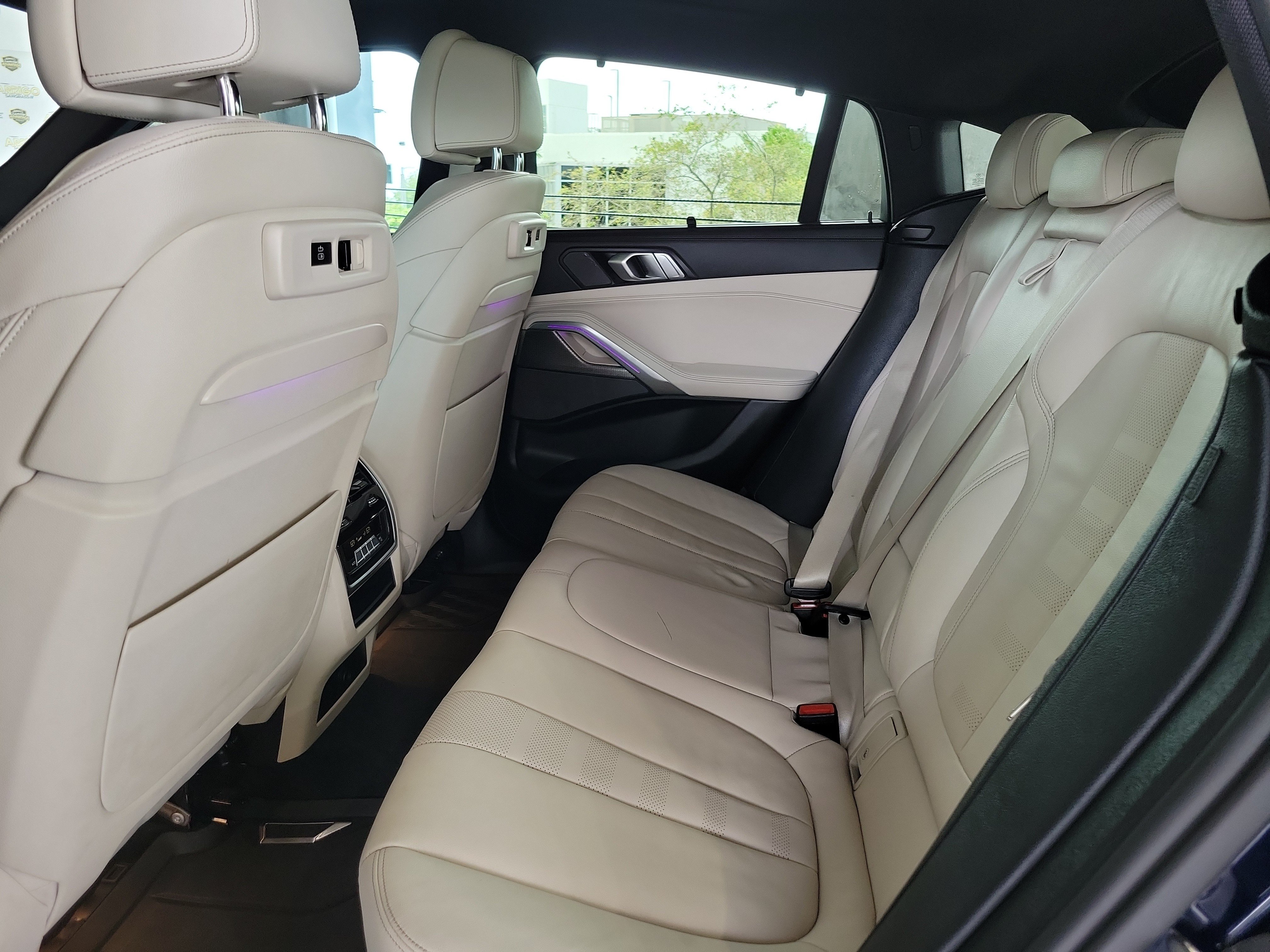 Used 2021 BMW X6 M50i w/ Executive Package AWD/4WD image 11
