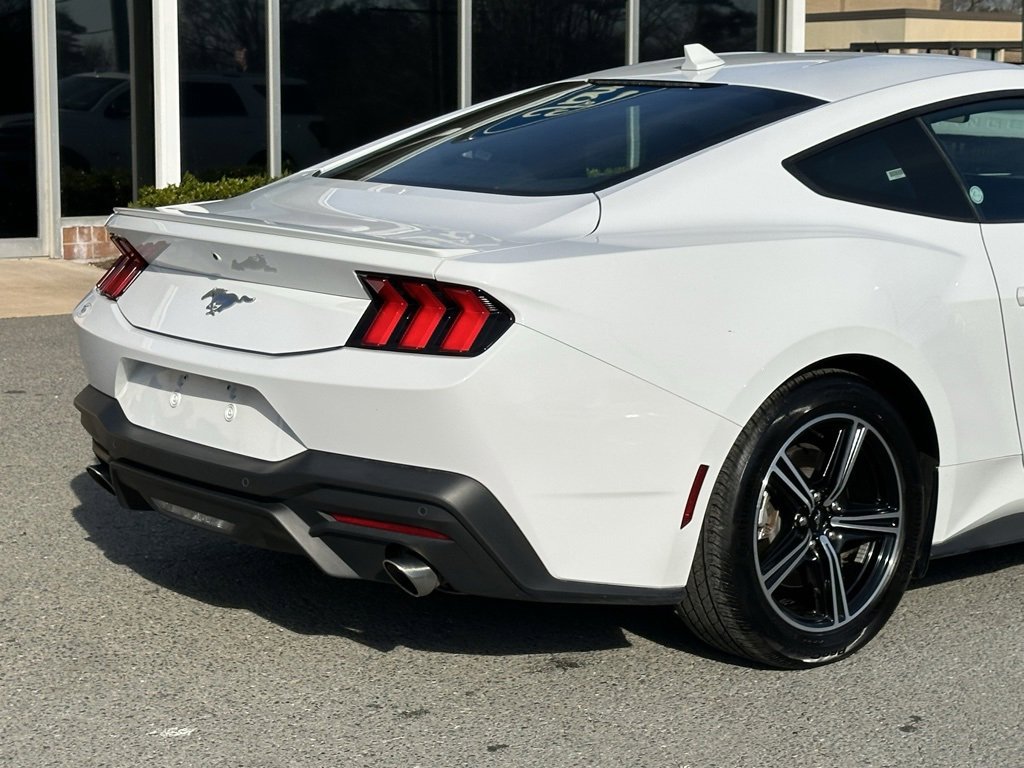 Used 2024 Ford Mustang Premium image 33