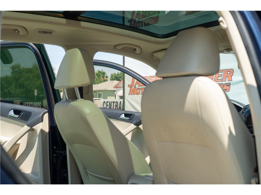 Used 2013 Volkswagen Tiguan S FWD image 16